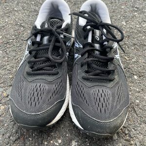 ASICS Gel-contend 7 - Size 9.5 W